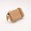 Sac pochette en cuir Caviar beige matelassé