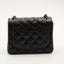 Sac à bandoulière Chanel Timeless Square Mini vintage en cuir noir