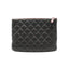 CHANEL – Pochette Classique - Cuir noir matelassée