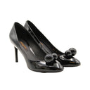 LOUIS VUITTON – Escarpins à talons en cuir verni noir