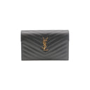 SAINT LAURENT – Pochette Cassandre en cuir grainé noir