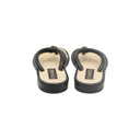 CHANEL - Tongs en cuir noir