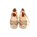 GUCCI – Espadrilles compensées en toile monogram GG beige et rouge