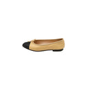 CHANEL – Ballerines bicolores en cuir beige et noir