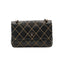 CHANEL Sac Wild Stitch Flap Bag en cuir noir et surpiqûres beiges